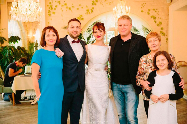 Сергей Жигунов с семьёй
