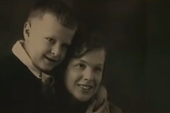 Олег Басилашвили с мамой
