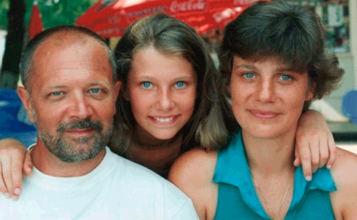 Андрей Ростоцкий с женой и дочерью
